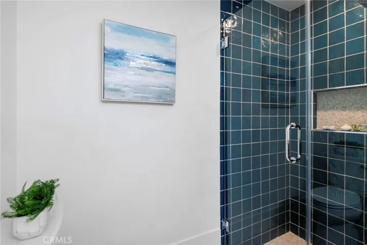 25 Rue Grand Ducal, Newport Beach, California 92660
