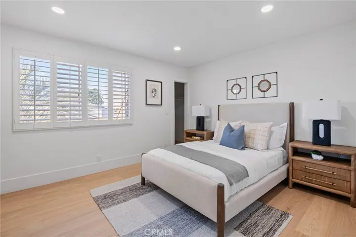 25 Rue Grand Ducal, Newport Beach, California 92660