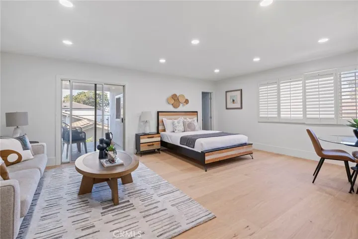 25 Rue Grand Ducal, Newport Beach, California 92660