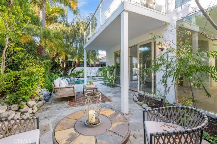 25 Rue Grand Ducal, Newport Beach, California 92660