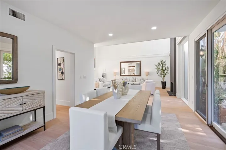 25 Rue Grand Ducal, Newport Beach, California 92660