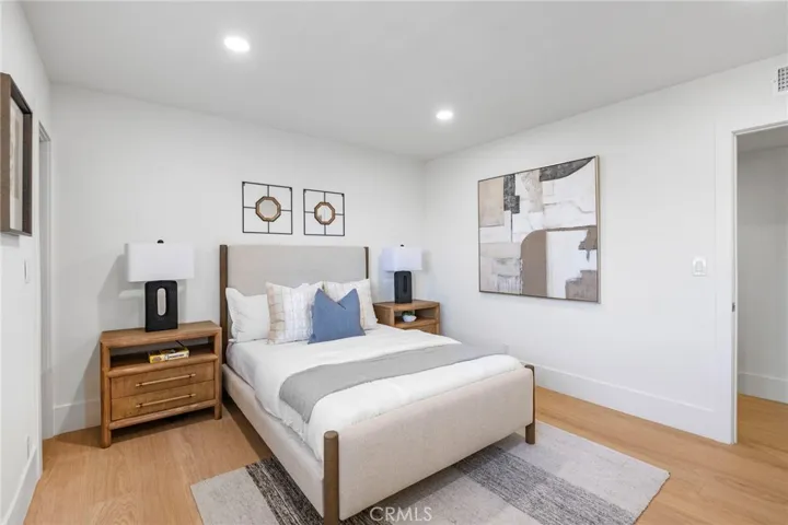25 Rue Grand Ducal, Newport Beach, California 92660