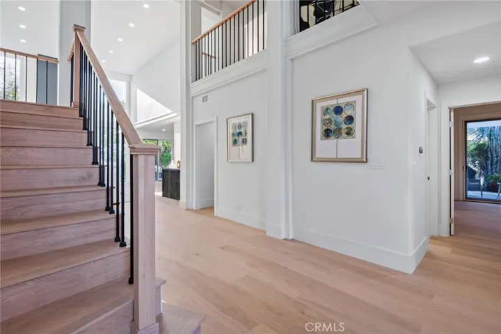 25 Rue Grand Ducal, Newport Beach, California 92660