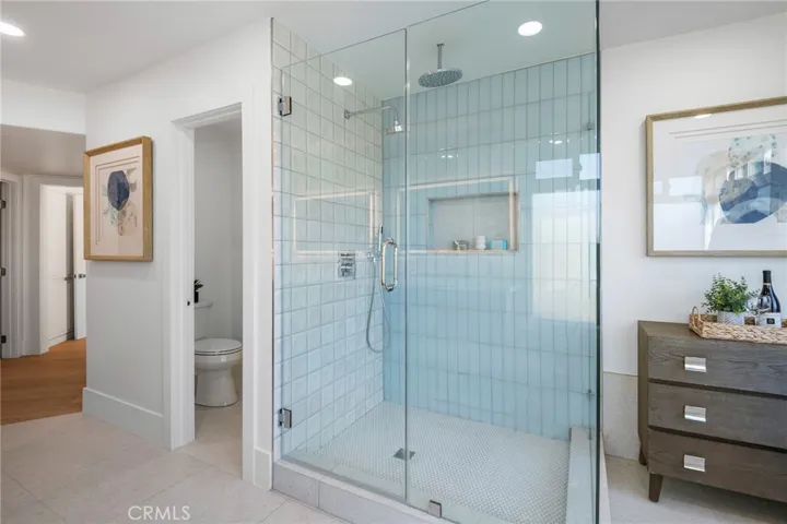 25 Rue Grand Ducal, Newport Beach, California 92660