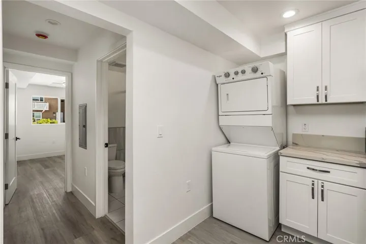 Unit C. Approx 500 sqft