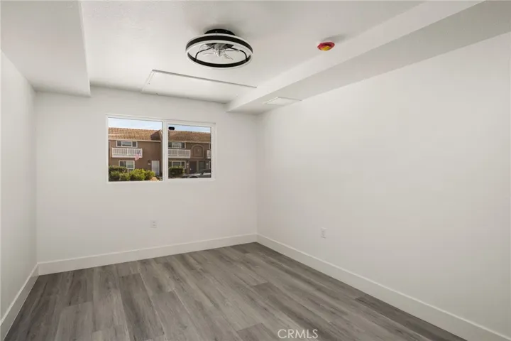 Unit C. Approx 500 sqft