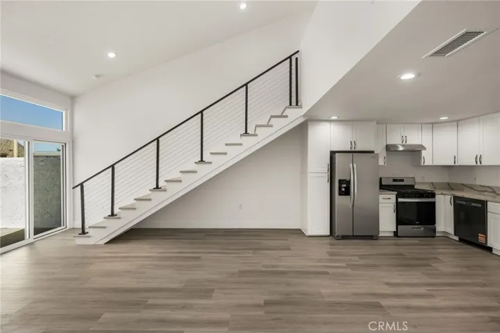 Unit A. Approx 1400 sqft