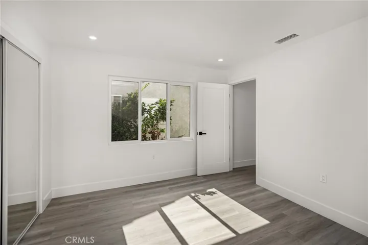 Unit A. Approx 1400 sqft