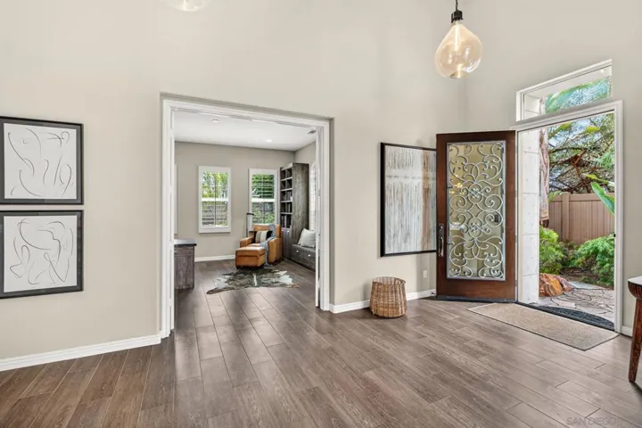 817 Dolphin, Encinitas, California 92024