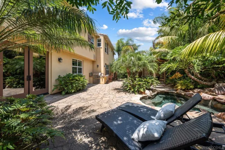 817 Dolphin, Encinitas, California 92024