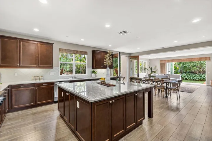 817 Dolphin, Encinitas, California 92024
