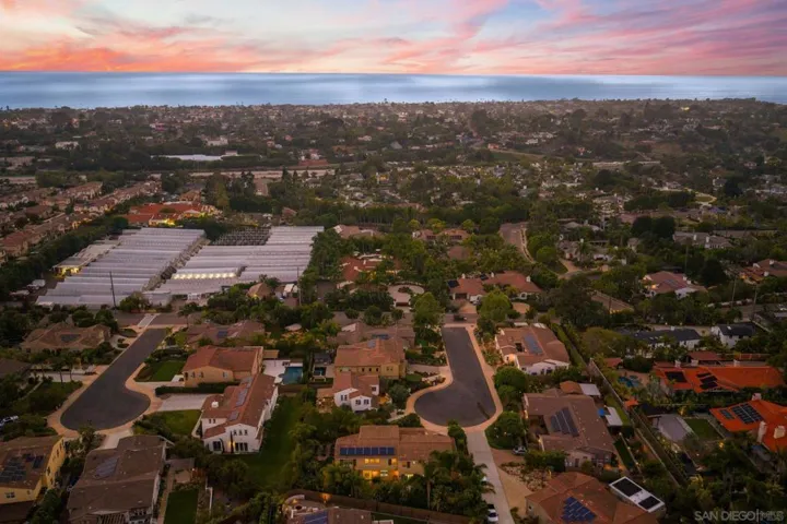 817 Dolphin, Encinitas, California 92024