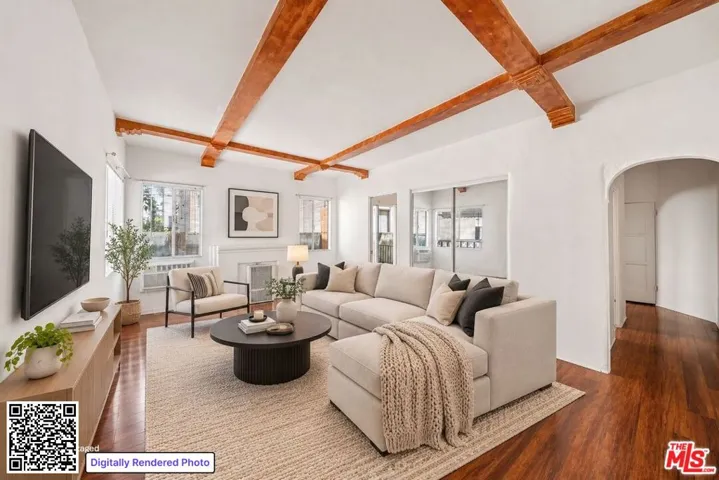 153 S Crescent Drive 3, Beverly Hills, California 90212