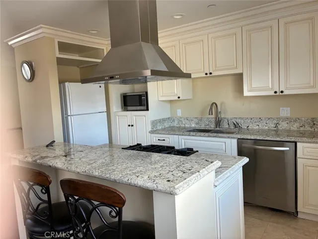 24444 Neece Avenue, Torrance, California 90505