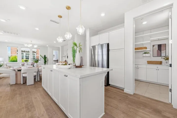 533 San Lorenzo Terrace 7, Sunnyvale, California 94085