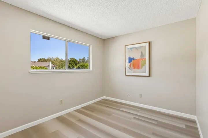 16 Greenview Lane, Richmond, California 94803