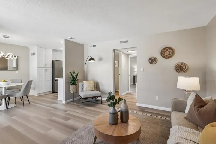 16 Greenview Lane, Richmond, California 94803