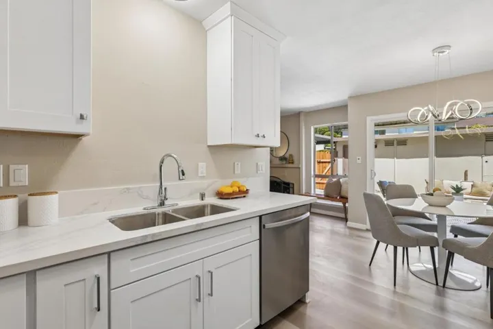 16 Greenview Lane, Richmond, California 94803