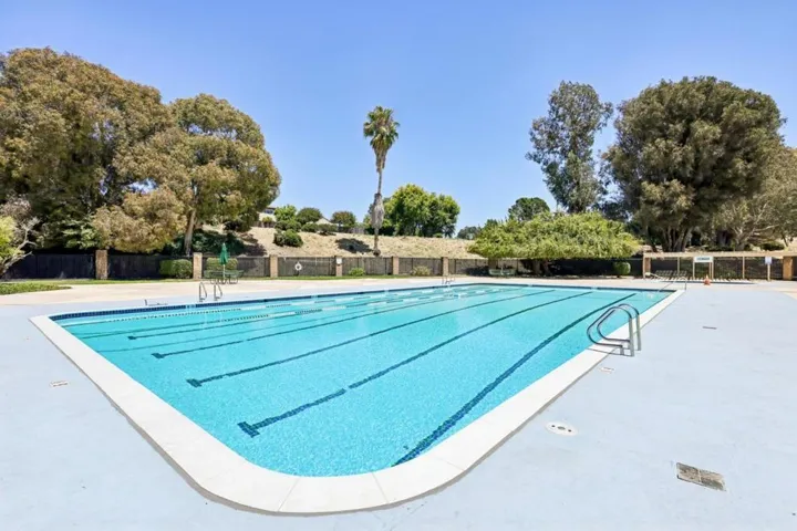 16 Greenview Lane, Richmond, California 94803