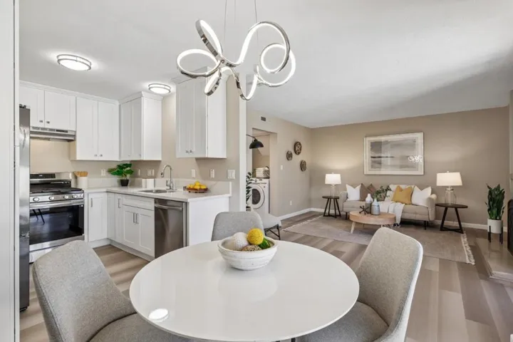 16 Greenview Lane, Richmond, California 94803