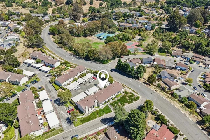 16 Greenview Lane, Richmond, California 94803
