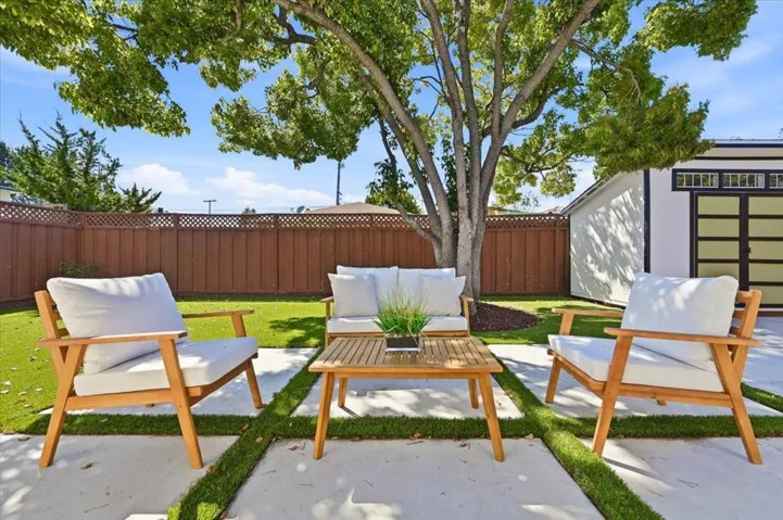 531 Flynn Avenue, Redwood City, California 94063