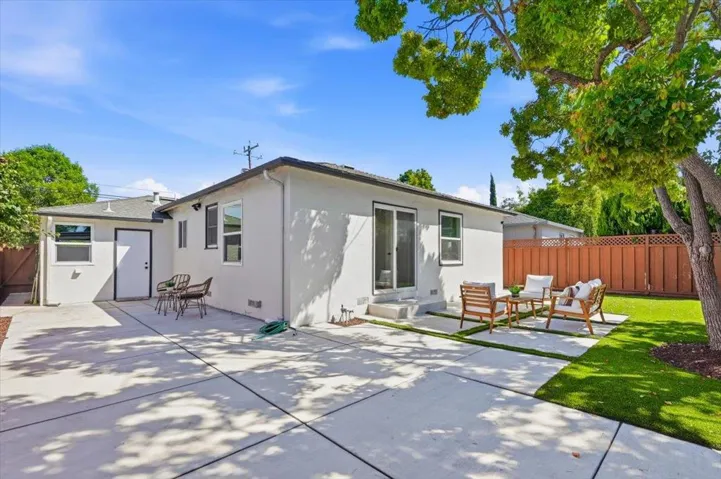 531 Flynn Avenue, Redwood City, California 94063