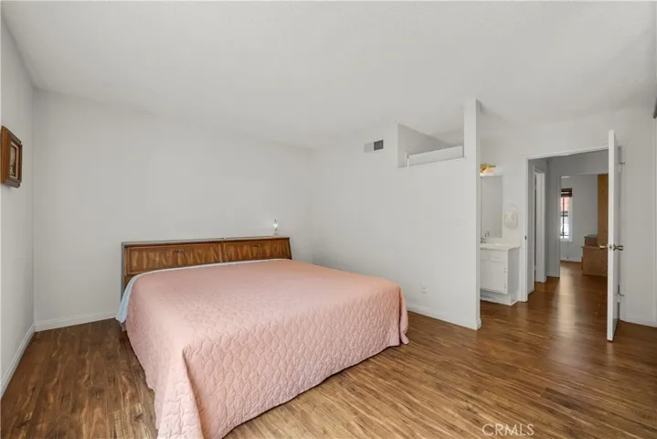 26958 Cuatro Milpas, Valencia, California 91354