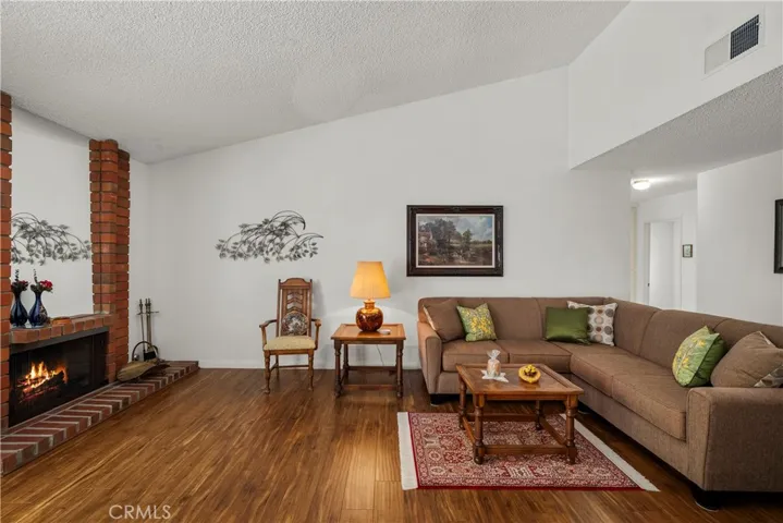 26958 Cuatro Milpas, Valencia, California 91354