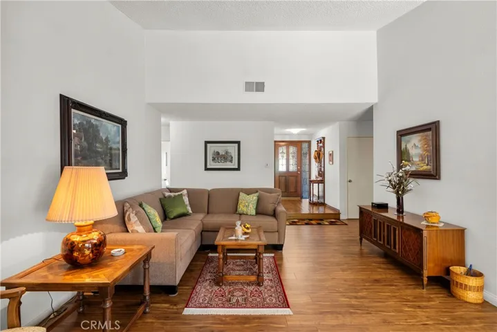 26958 Cuatro Milpas, Valencia, California 91354