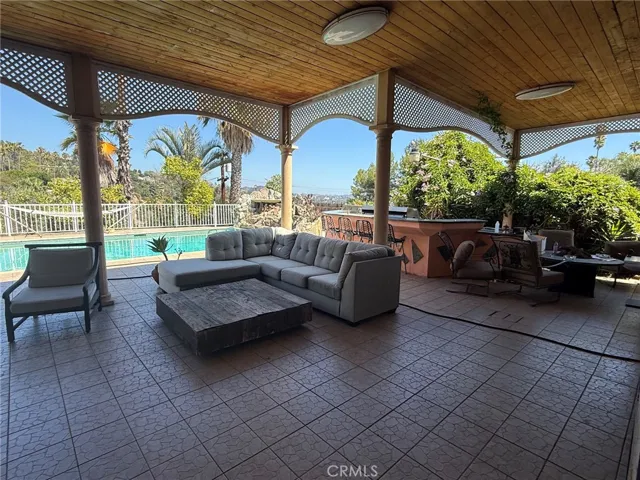 1606 Glenmont Drive, Glendale, California 91207