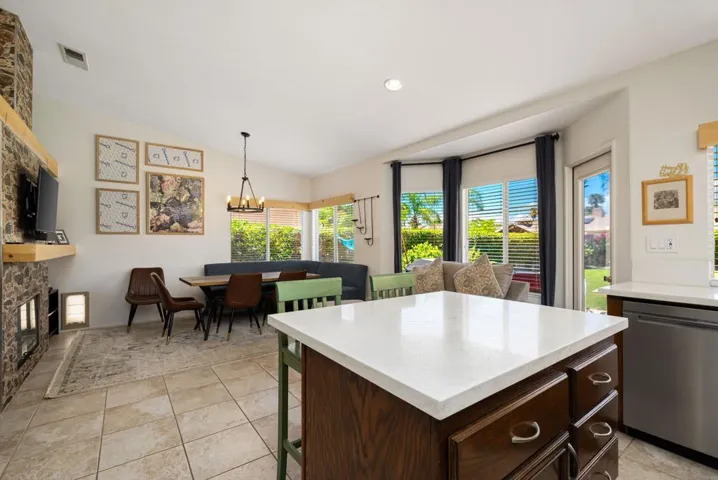 21-web-or-mls-JMPaseo_OPMG_0726_021