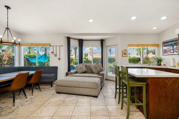 16-web-or-mls-JMPaseo_OPMG_0726_016