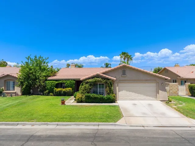 1-web-or-mls-JMPaseo_OPMG_0726_001