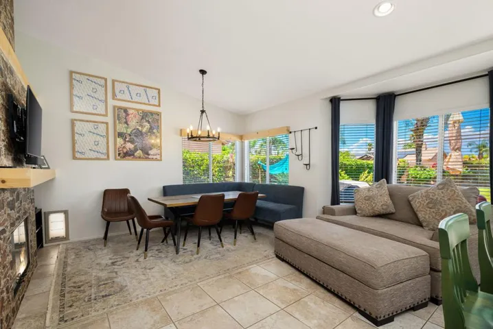 17-web-or-mls-JMPaseo_OPMG_0726_017
