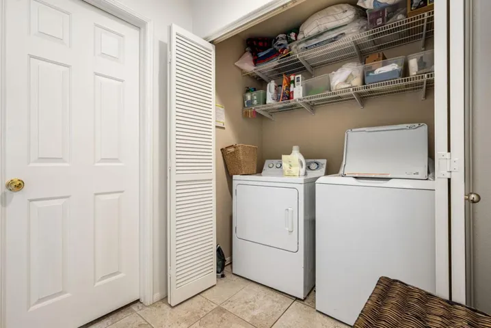 38-web-or-mls-JMPaseo_OPMG_0726_038