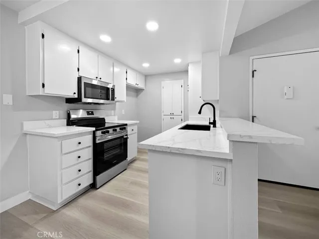 3535 Banbury 108, Riverside, California 92505
