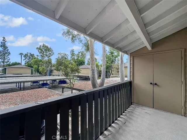 3535 Banbury 108, Riverside, California 92505