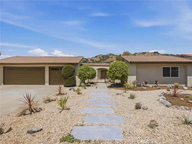 225 Armstrong Drive, Claremont, California 91711