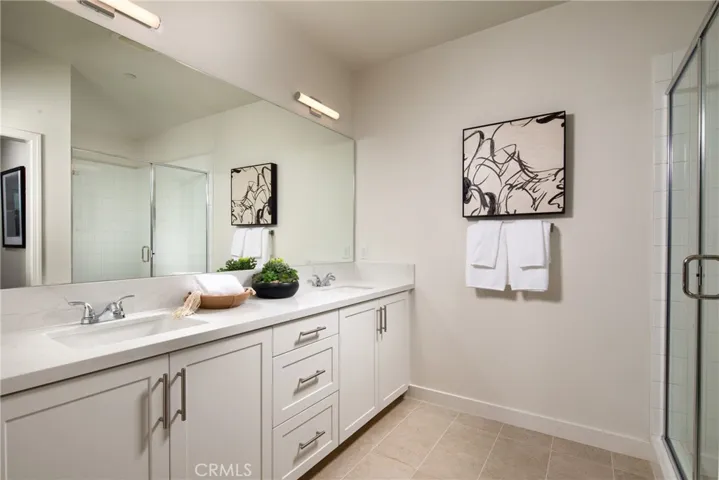 Model home-primary bath
