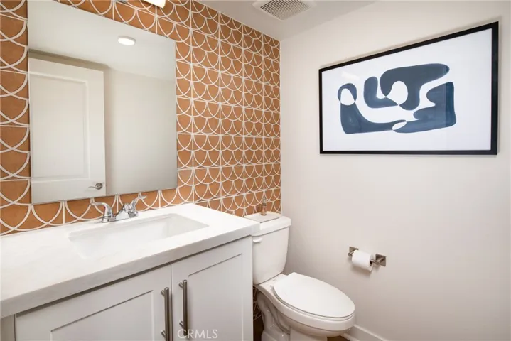 Model home- 1/2 bath off great room