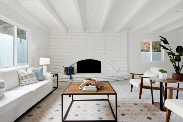 8832 Greenridge Ave, Spring Valley, California 91977