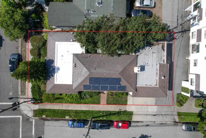 580590 Chestnut Street, San Carlos, California 94070