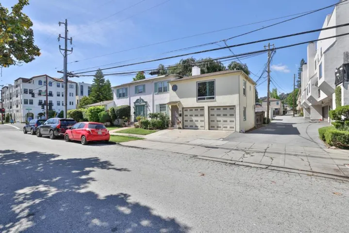 580590 Chestnut Street, San Carlos, California 94070