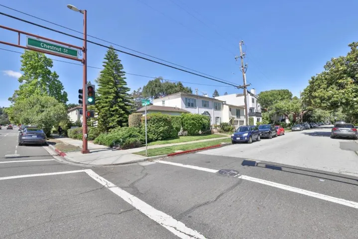 580590 Chestnut Street, San Carlos, California 94070