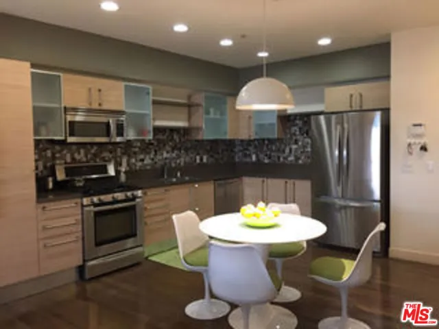 1234 Wilshire Boulevard 232, Los Angeles, California 90017