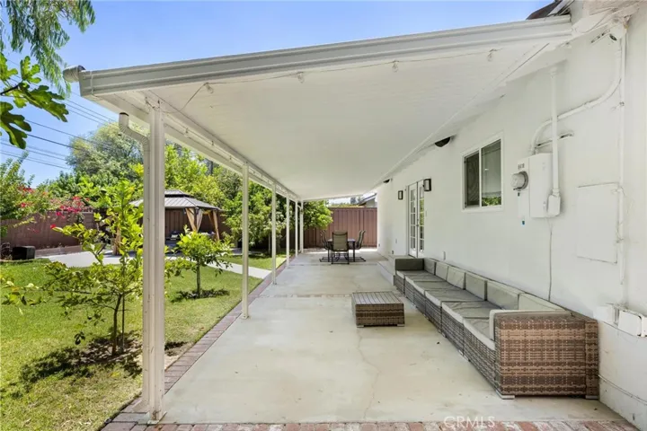 8416 Rhea Avenue, Northridge, California 91324