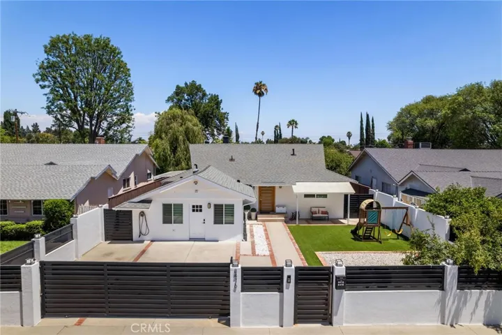 8416 Rhea Avenue, Northridge, California 91324