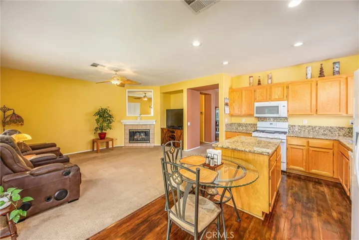 1169 Gainsborough, Beaumont, California 92223