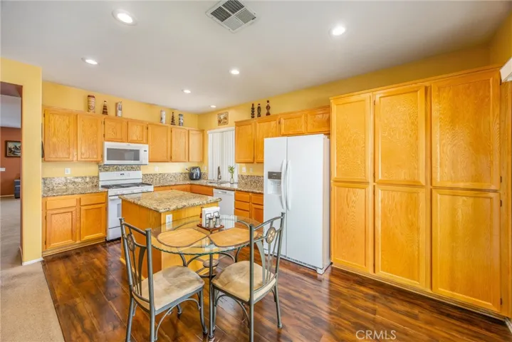 1169 Gainsborough, Beaumont, California 92223
